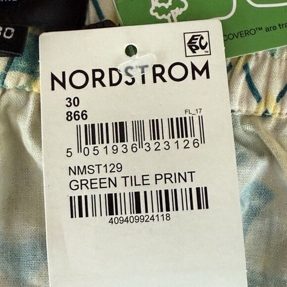 NWT Native Youth‎ Lavera Green Tile Print Shorts Size 30 - Picture 9 of 16